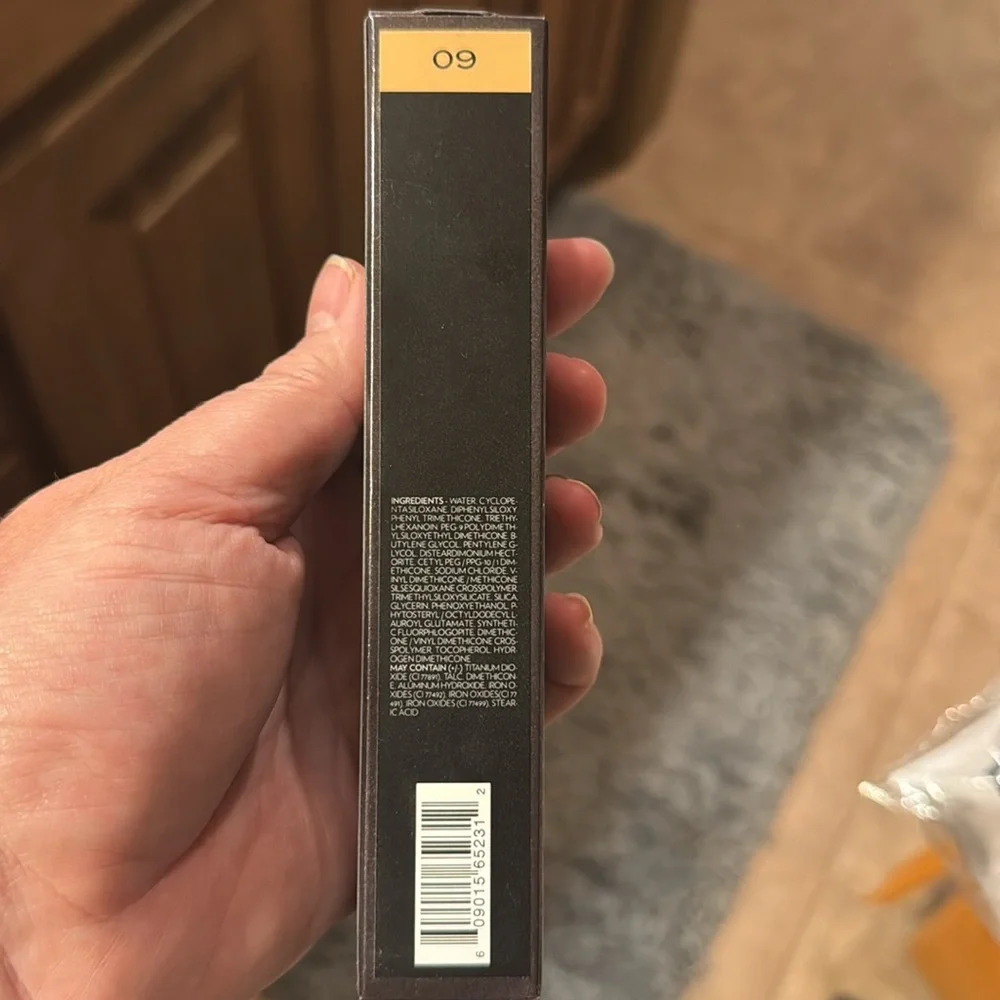 NIB Surratt Surreal Skin Foundation Wand Shade 09 Golden Tan